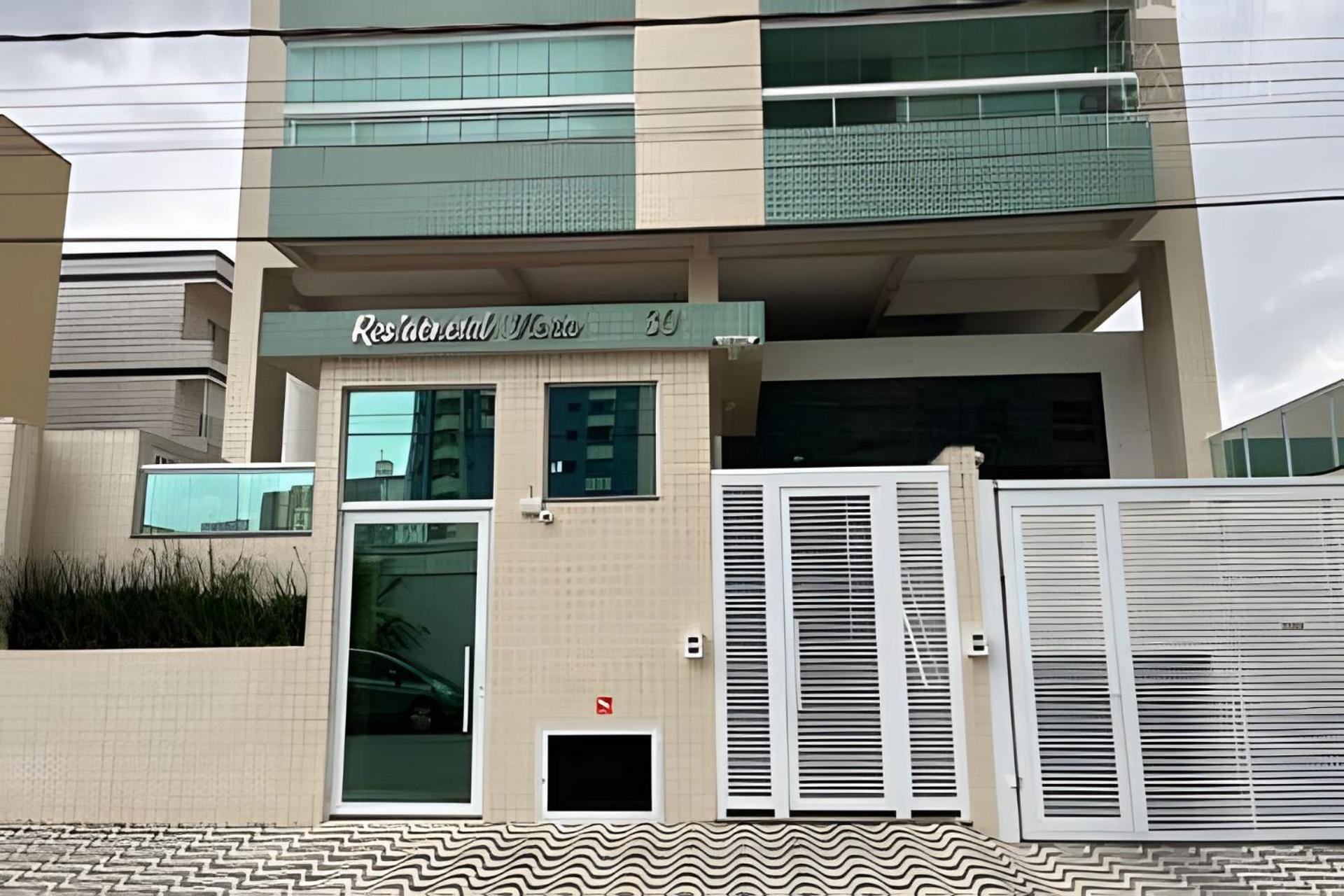 Apartamento Varanda E Churrasqueira Pe Na Areia Pg Praia Grande  Kültér fotó